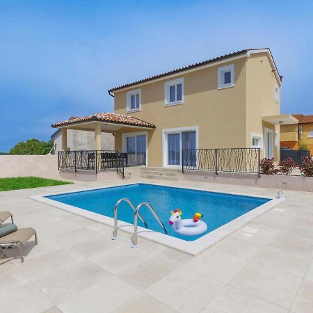 Holiday Home Villa Dora By Interhome プーラ エクステリア 写真