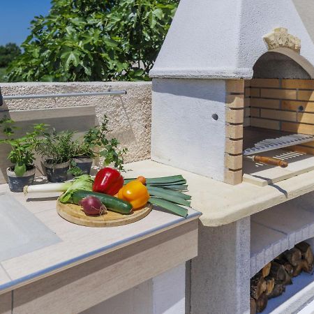 Holiday Home Villa Dora By Interhome プーラ エクステリア 写真