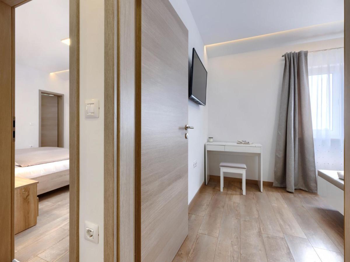Holiday Home Villa Dora By Interhome プーラ エクステリア 写真